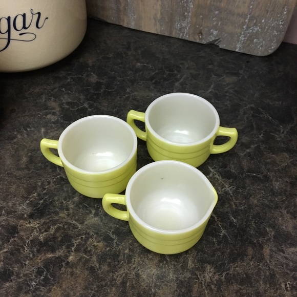 1960’s Hazel Atlas children’s set 🍋 - Picture 2 of 3